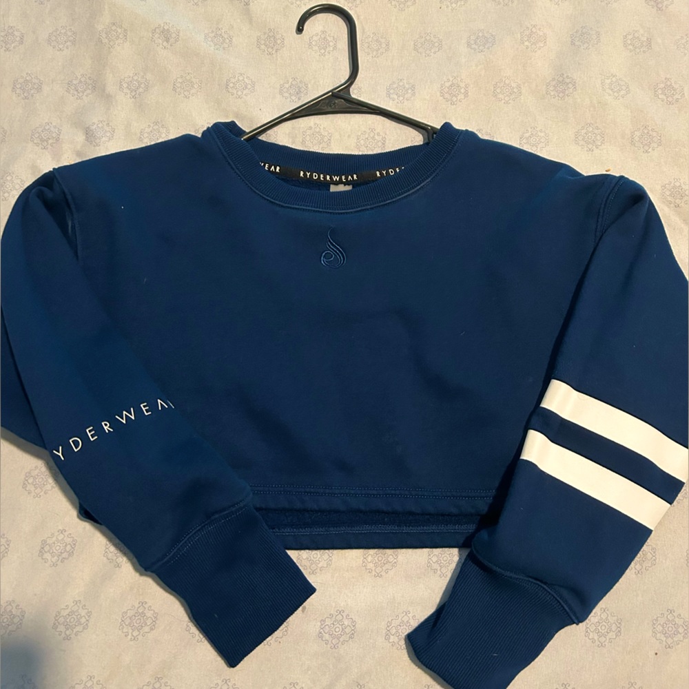 Ryderwear crop sweatshirt